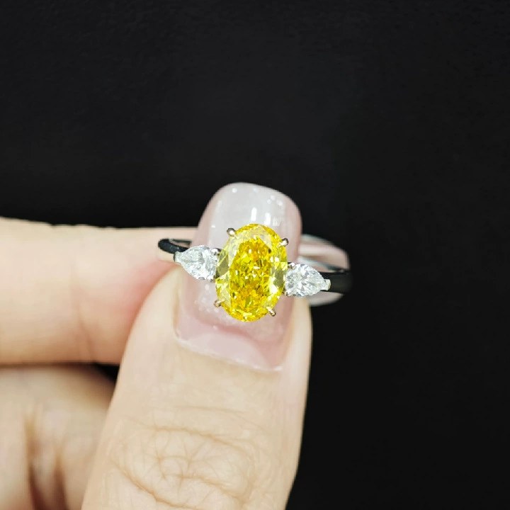 1.1ct Yellow Lab-Grown Diamond Oval Ring