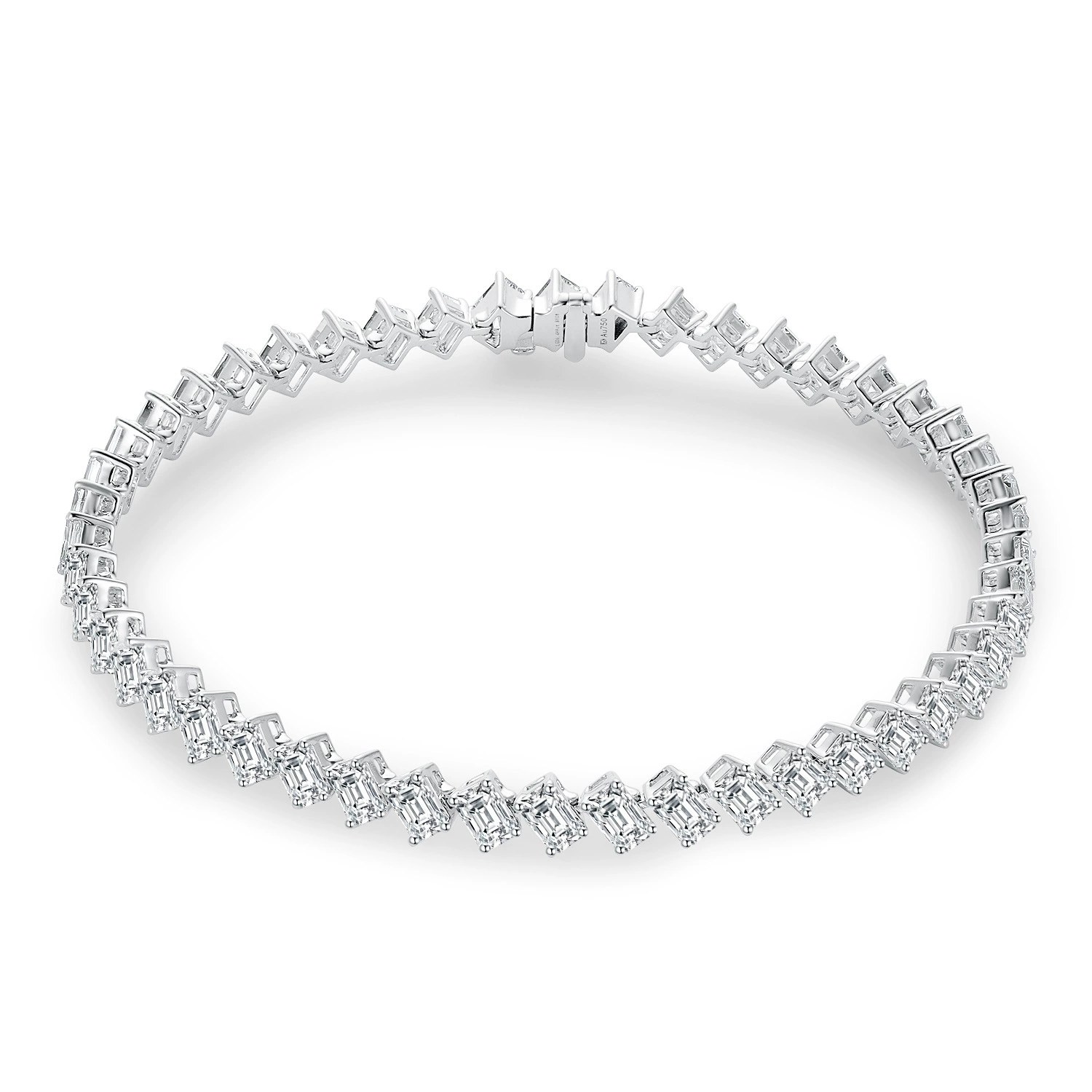0.1ct Lab-Grown Diamond Emerald Cut Bracelet