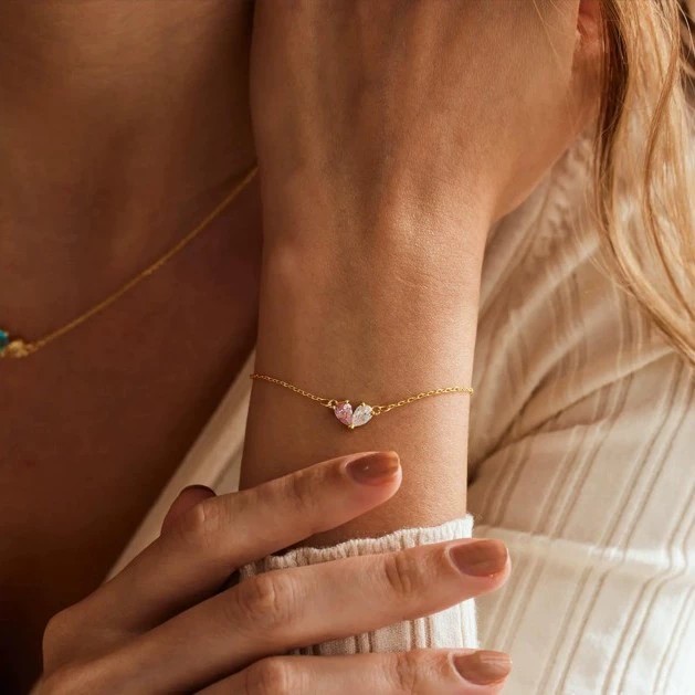 Heart Drop Birthstone Bracelet – SASACO Signature Engraved Jewellery