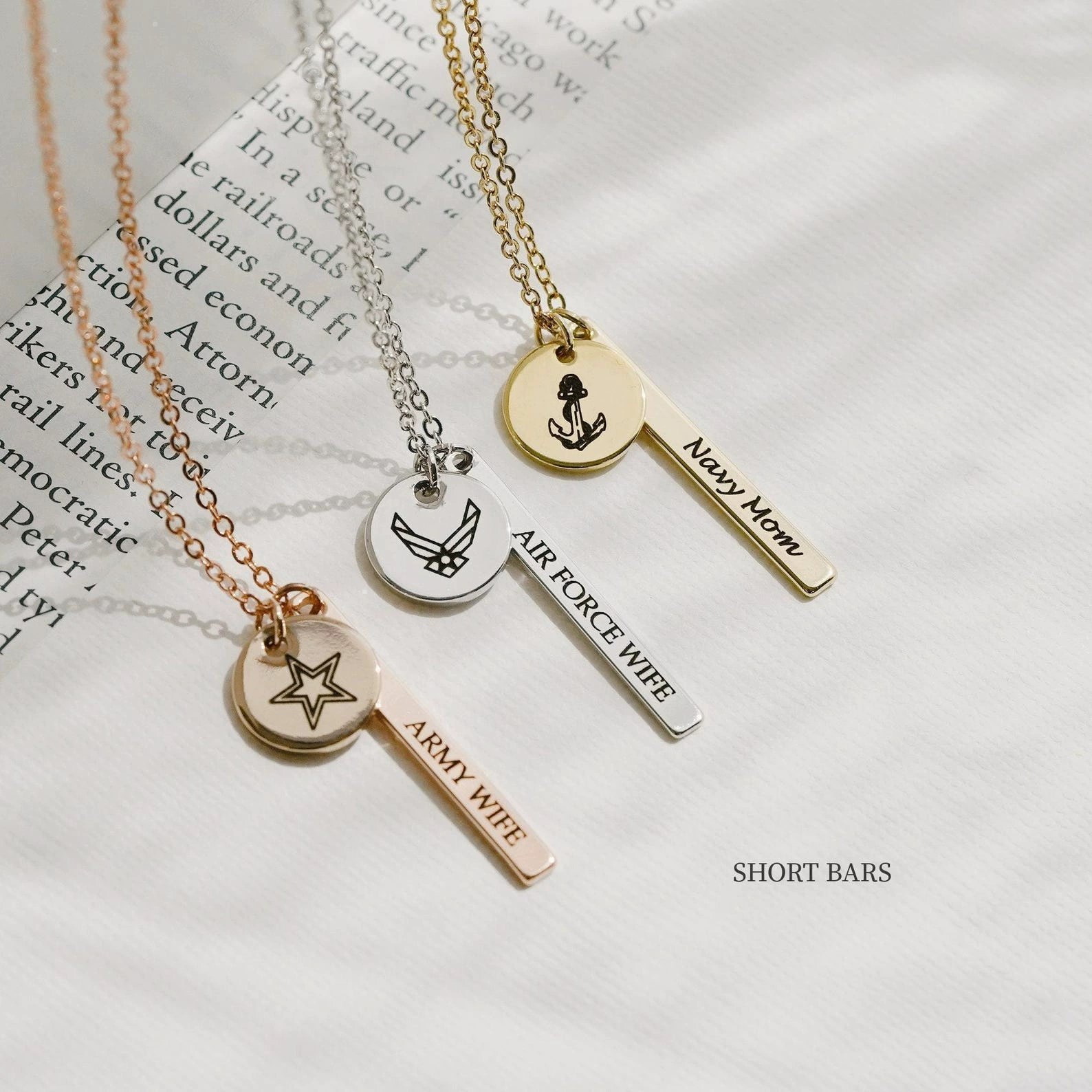 Round Disc Personalised Pendant Necklace – SASACO Signature Engraved Jewellery