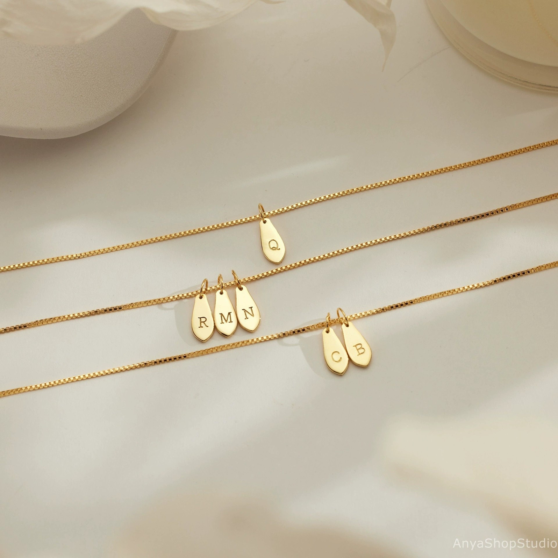 Multi-Initial Disc Layered Necklace – SASACO Signature Engraved Jewellery