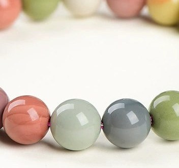 Natural Pink Alashan Crackle Agate Bracelet