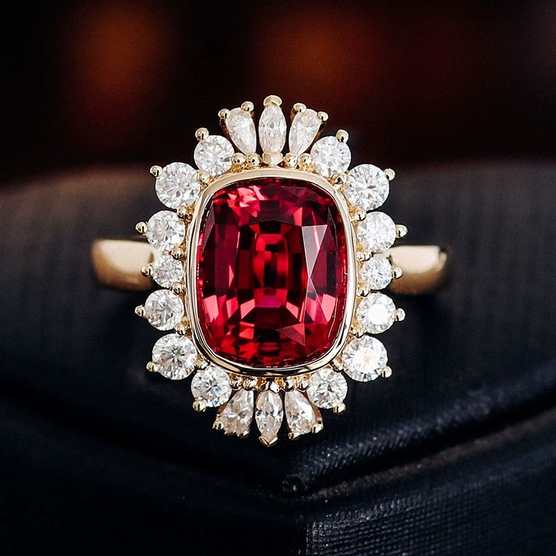 Grande 4–5ct Lab-Grown Ruby Ring