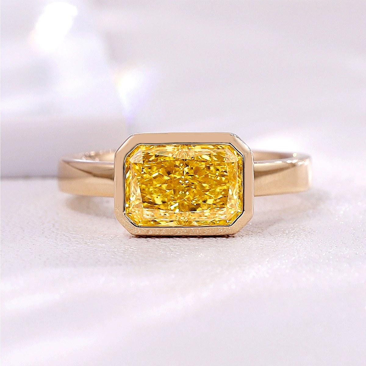 Fleur 2ct Lab-Grown Diamond Ring