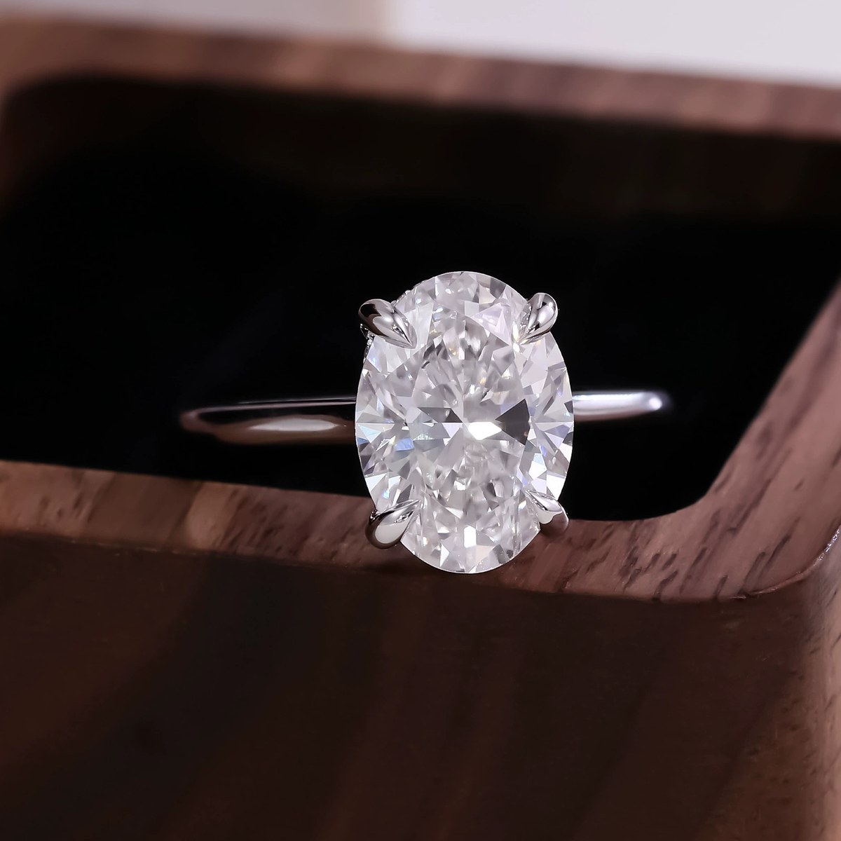Ophelie Oval Lab-Grown Diamond Ring