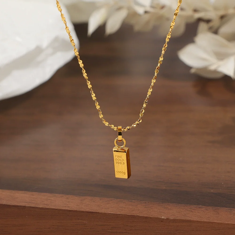 Minimal Bar Necklace