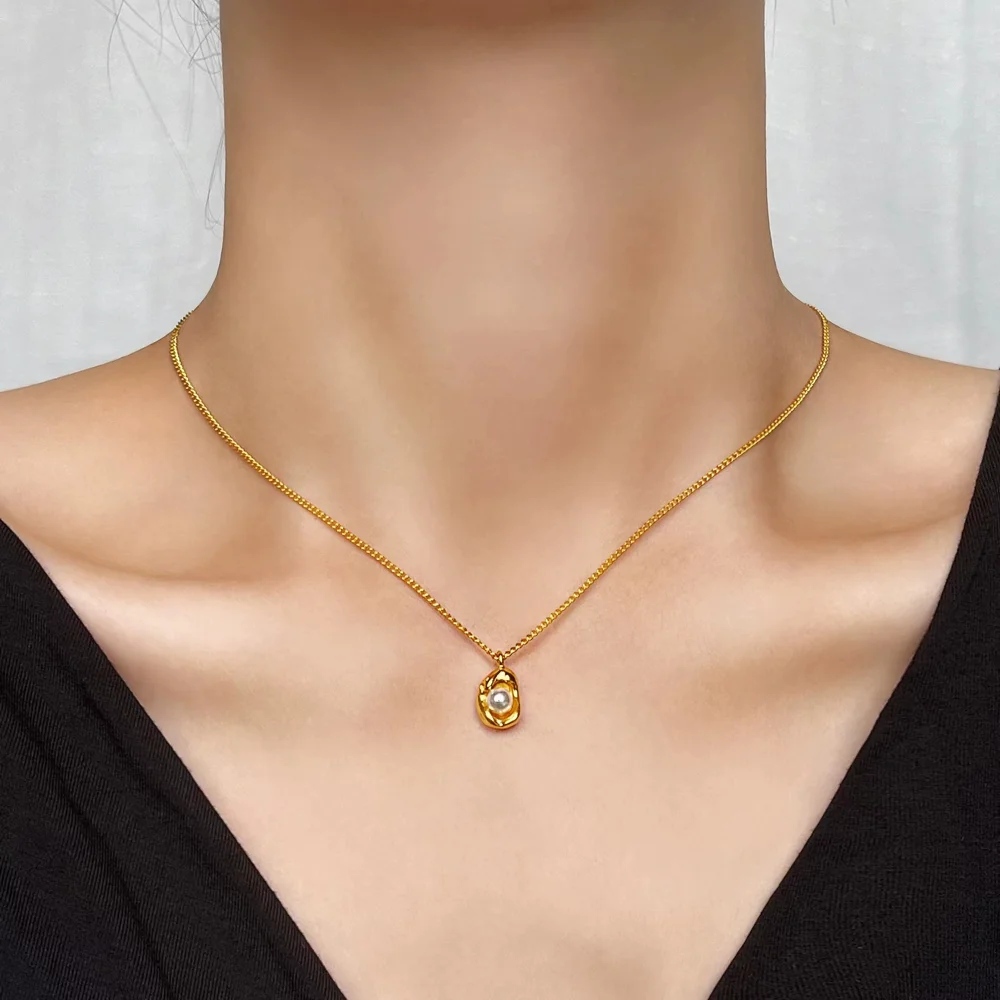 Peanut Pearl Necklace